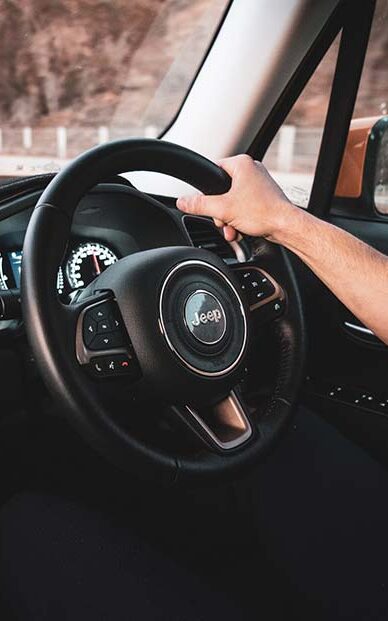 Diferencia entre un coche híbrido y un coche eléctrico
